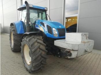 Tractor New Holland TVT 195: foto 1