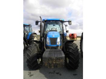 Tractor New Holland T 6030: foto 1