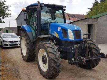 Tractor New Holland t 6010: foto 1