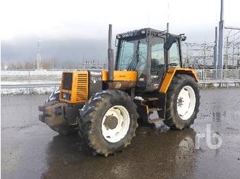 Tractor RENAULT 133.14 4WD Agricultural Tractor: foto 1
