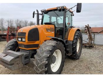 Tractor Renault 640 Ares: foto 1