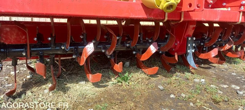 Maquinaria agrícola Rotavator 2m40