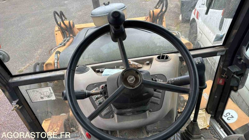 Tractor CASE 580SR - 2005 - N5GH03668