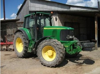 John Deere 6820 - Tractor