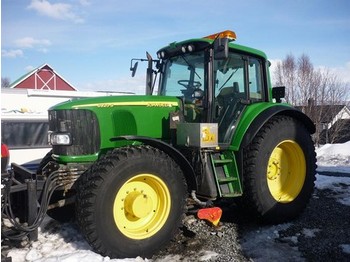 John Deere 6920 S - Tractor