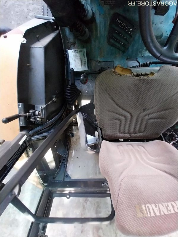 Tractor RENAULT TRACTEUR ERGOS446