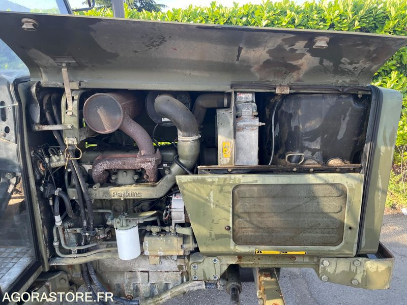 Tractor TRACTEUR AGRICOLE MASSEY FERGUSON - 1995 - 3223 HEURES