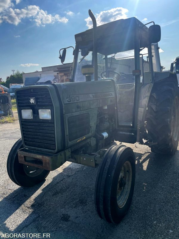 Tractor TRACTEUR AGRICOLE MASSEY FERGUSON - 1995 - 3223 HEURES
