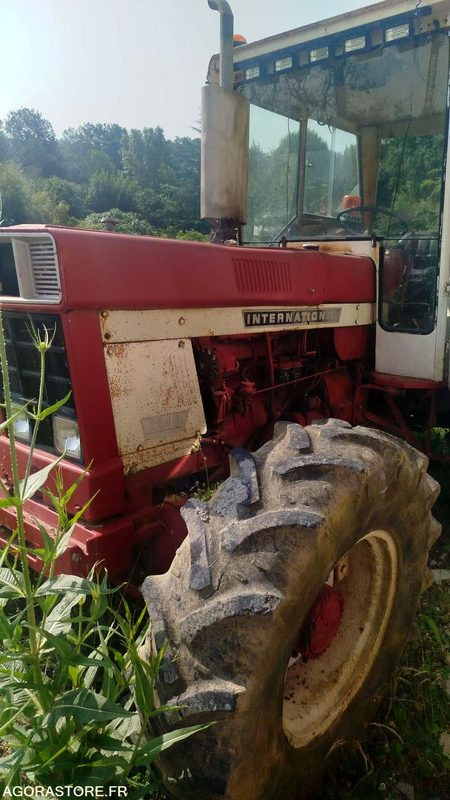 Tractor Tracteur CASE IH - 1975 - 763heures