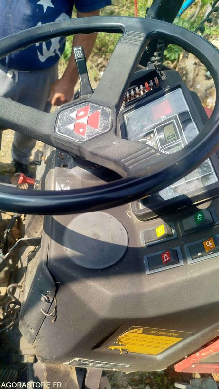 Tractor Tracteur Massey Ferguson 374V - 5277Heures