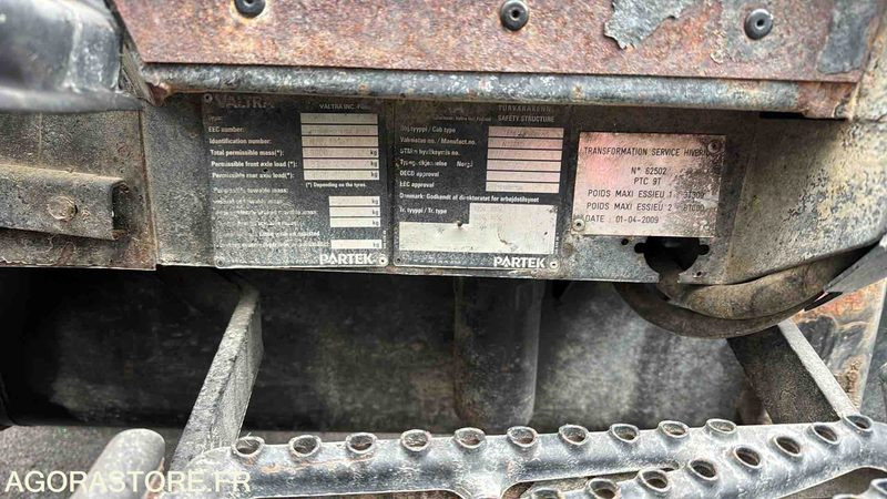 Tractor VALTRA 6250-4 - 2003 - 9982 h