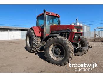 Case 7220 - tractor agrícola