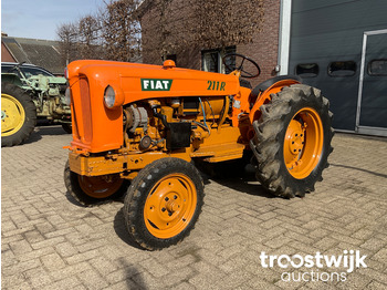 Fiat 211R - tractor agrícola