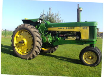 John Deere 530 - tractor agrícola