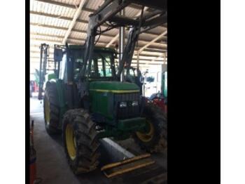 Tractor agrícola John Deere 6110 premium tls