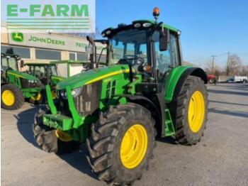 Tractor agrícola John Deere 6120m