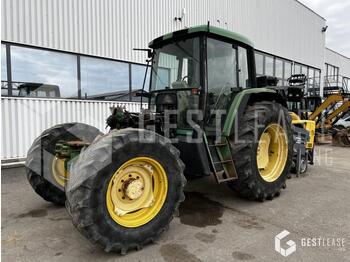 John Deere 6610 - tractor agrícola