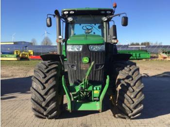 Tractor agricola John Deere 7230R
