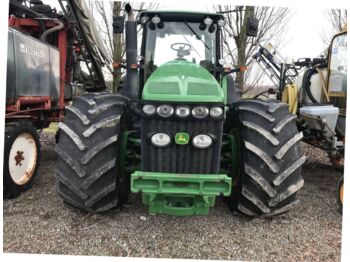 Tractor agrícola John Deere 8330