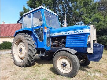  LEYLAND 262 - tractor agrícola