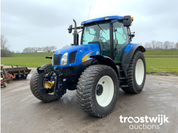 New Holland TS 135A - tractor agrícola