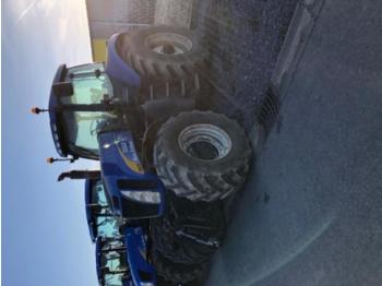 Tractor agricola New Holland t 8030