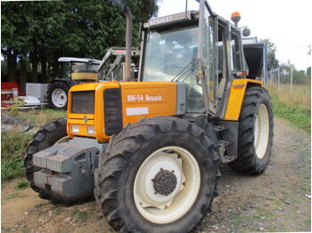 Tractor agrícola Renault 106-54: foto 1