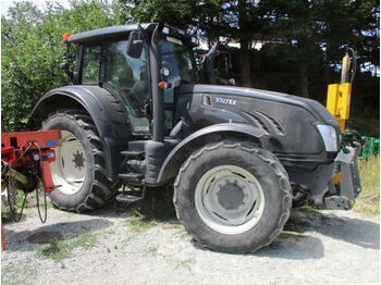 Tractor agrícola Valtra T153 VERSU
