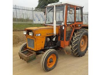 Tractor Universal U530: foto 1
