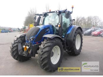 Tractor Valtra N 114 EH5: foto 1