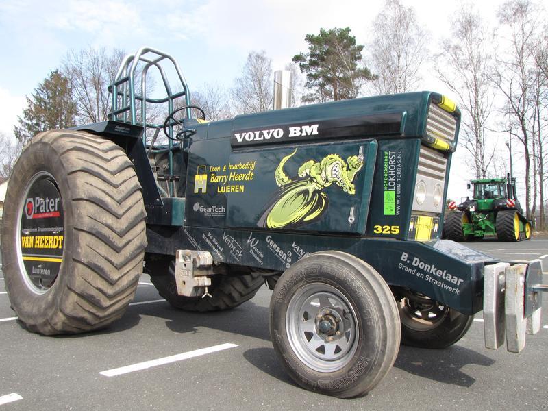 Tractor Volvo BM 700: foto 4