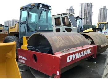  Dynapac CA301D - apisonadora de asfalto
