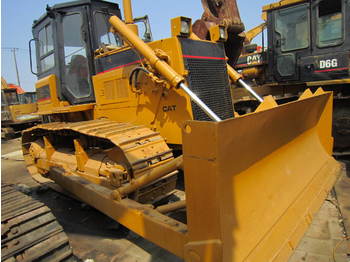 CAT D5K - bulldozer