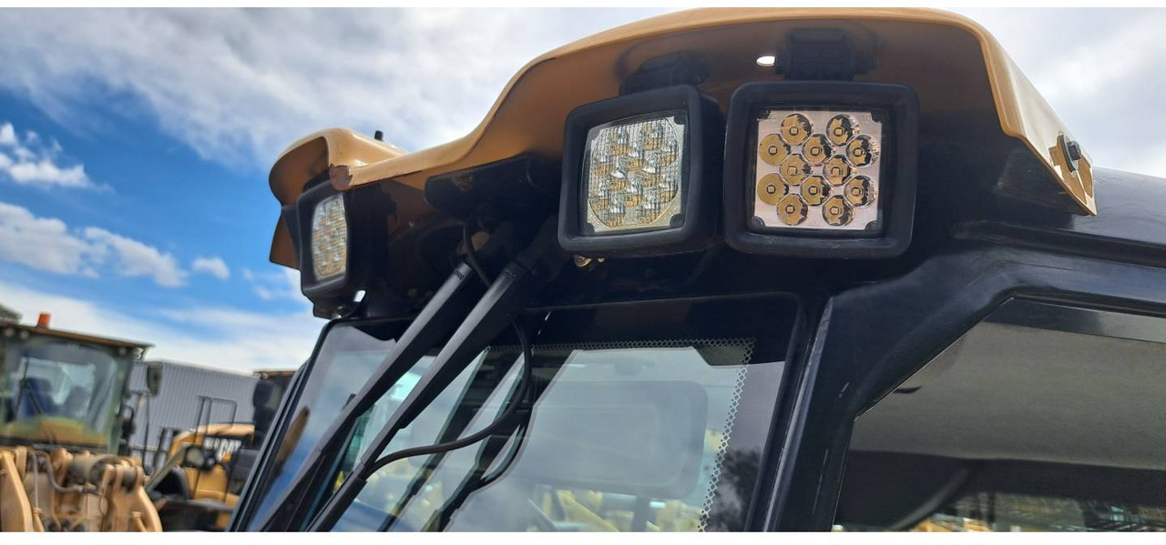Bulldozer CAT D6K2LGP