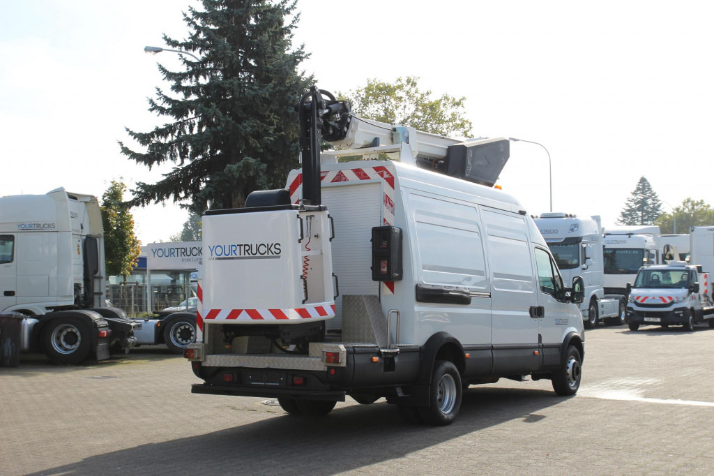 Camión con plataforma elevadora Iveco Daily 70-170   EEV  VDT-170-F  20 m  2 Pers.Korb