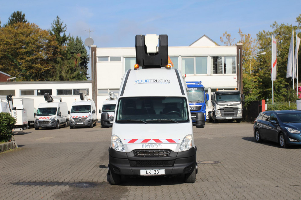 Camión con plataforma elevadora Iveco Daily 70-170   EEV  VDT-170-F  20 m  2 Pers.Korb