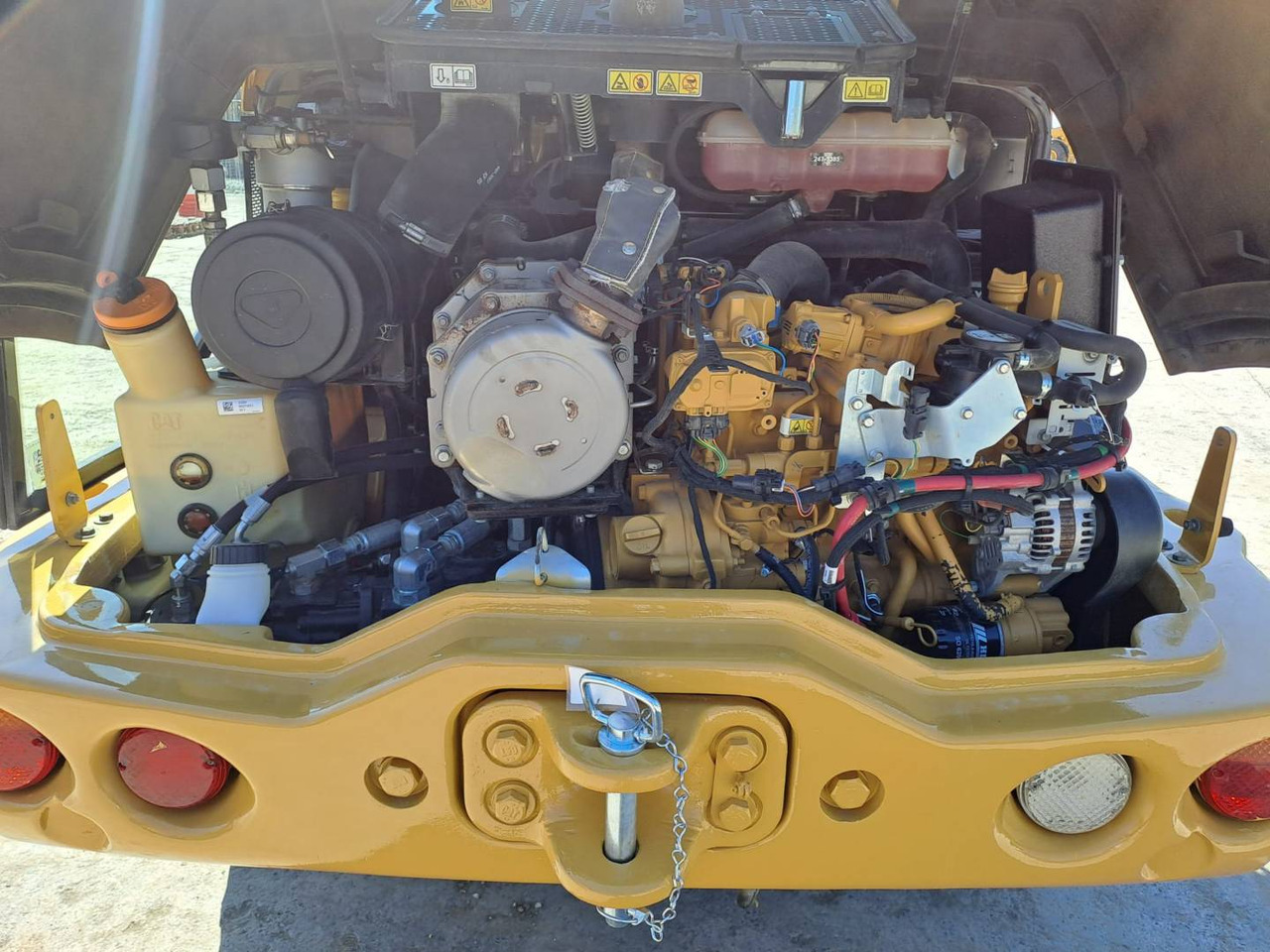 Cargadora de ruedas CAT 906M