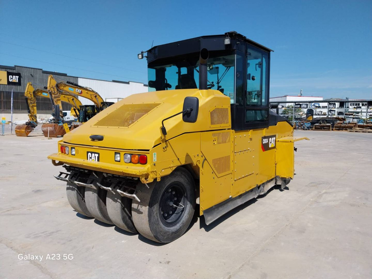 Compactador CAT CW34