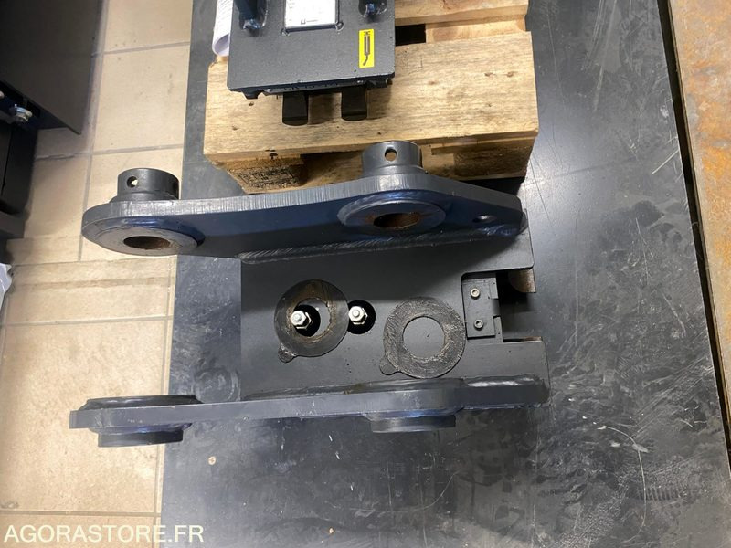 Equipo de construcción Coupleur hydraulique + 3 godets Neufs pour pelle 6T
