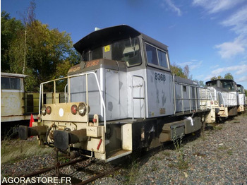 Equipo de construcción  Lot de 4 Locotracteurs Y8000 RVI3 / Moyse, Fauvet Girel