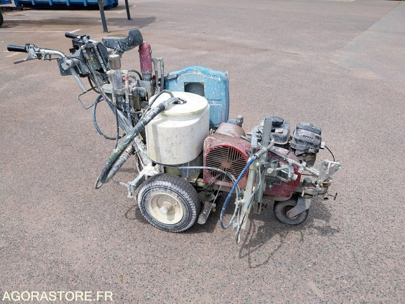 Equipo de construcción Machine à peinture routière