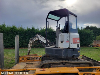 Excavadora  BOBCAT E26 2015