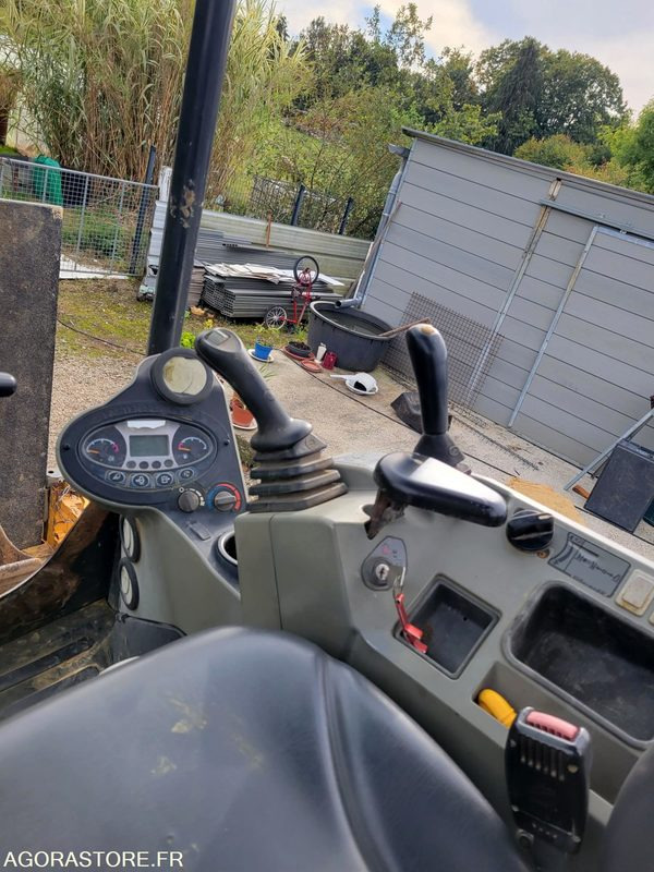 Excavadora BOBCAT E26 2015