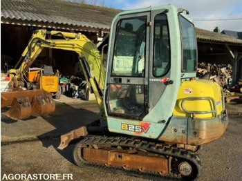 Excavadora  MINI-PELLE - YANMAR B25 V - 2,7 Tonnes - 2000 - 8471H