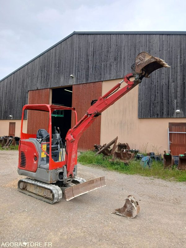 Excavadora Mini pelle Bobcat E17 avec 2 godets