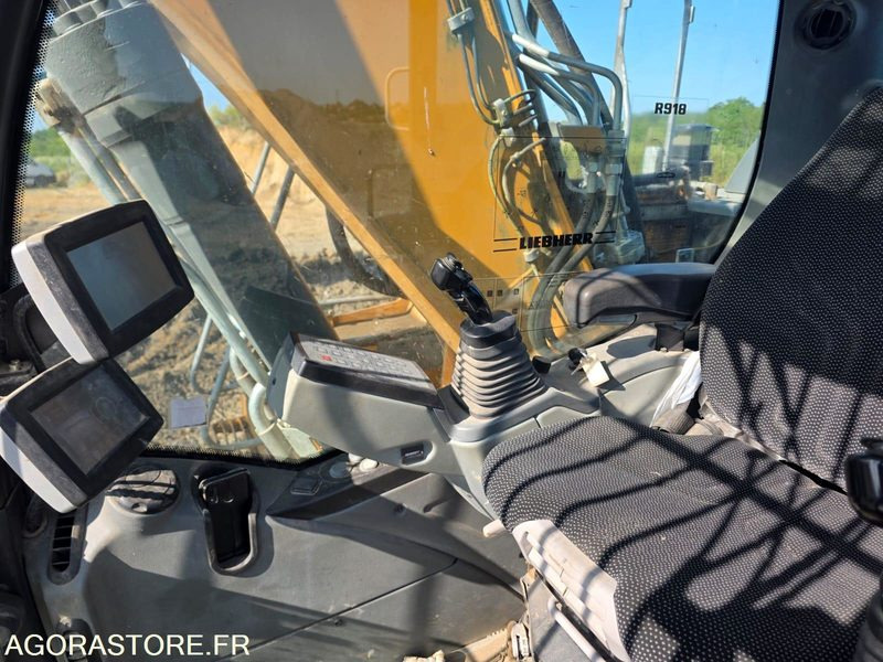 Excavadora PELLE LIEBHER R 918  AVEC CRIBLEUSE - 3816heures - 2017