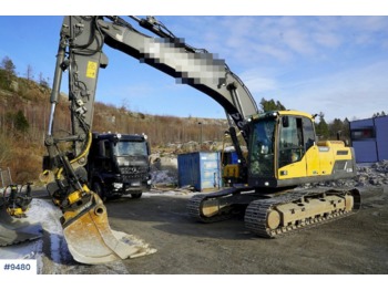 Excavadora Volvo EC220 DL