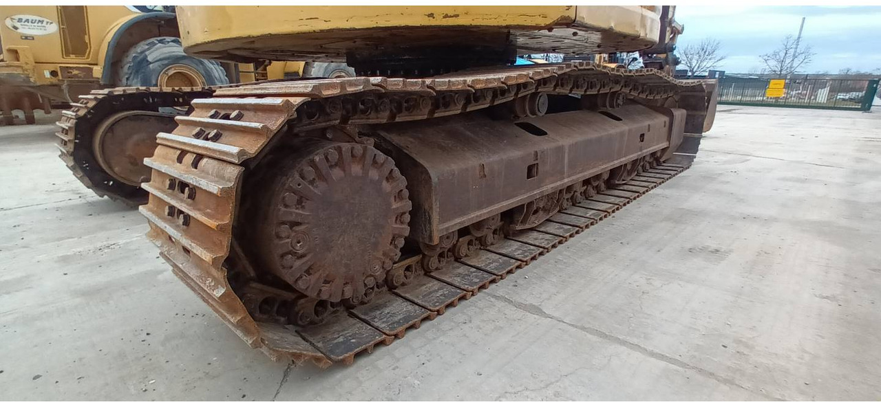 Excavadora de cadenas CAT 321D CR