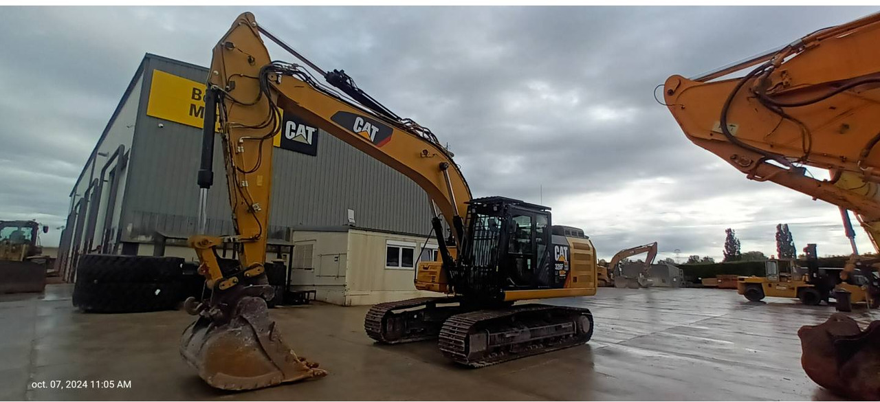 Excavadora de cadenas CAT 326F