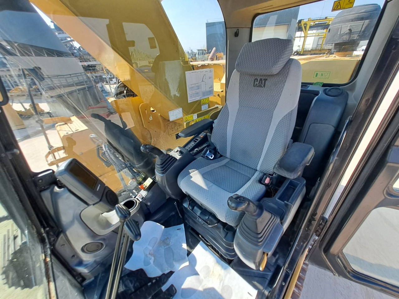 Excavadora de cadenas CAT 328D